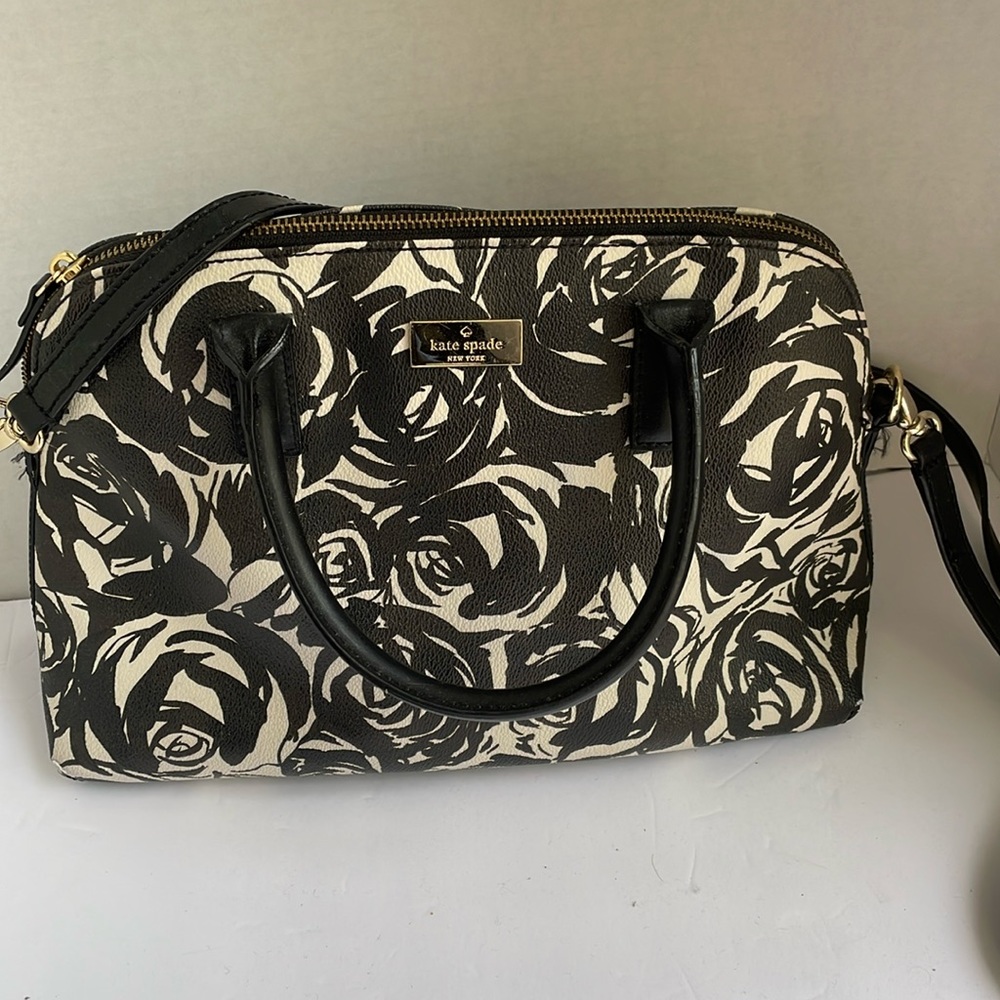 Kate spade crossbody medium bag